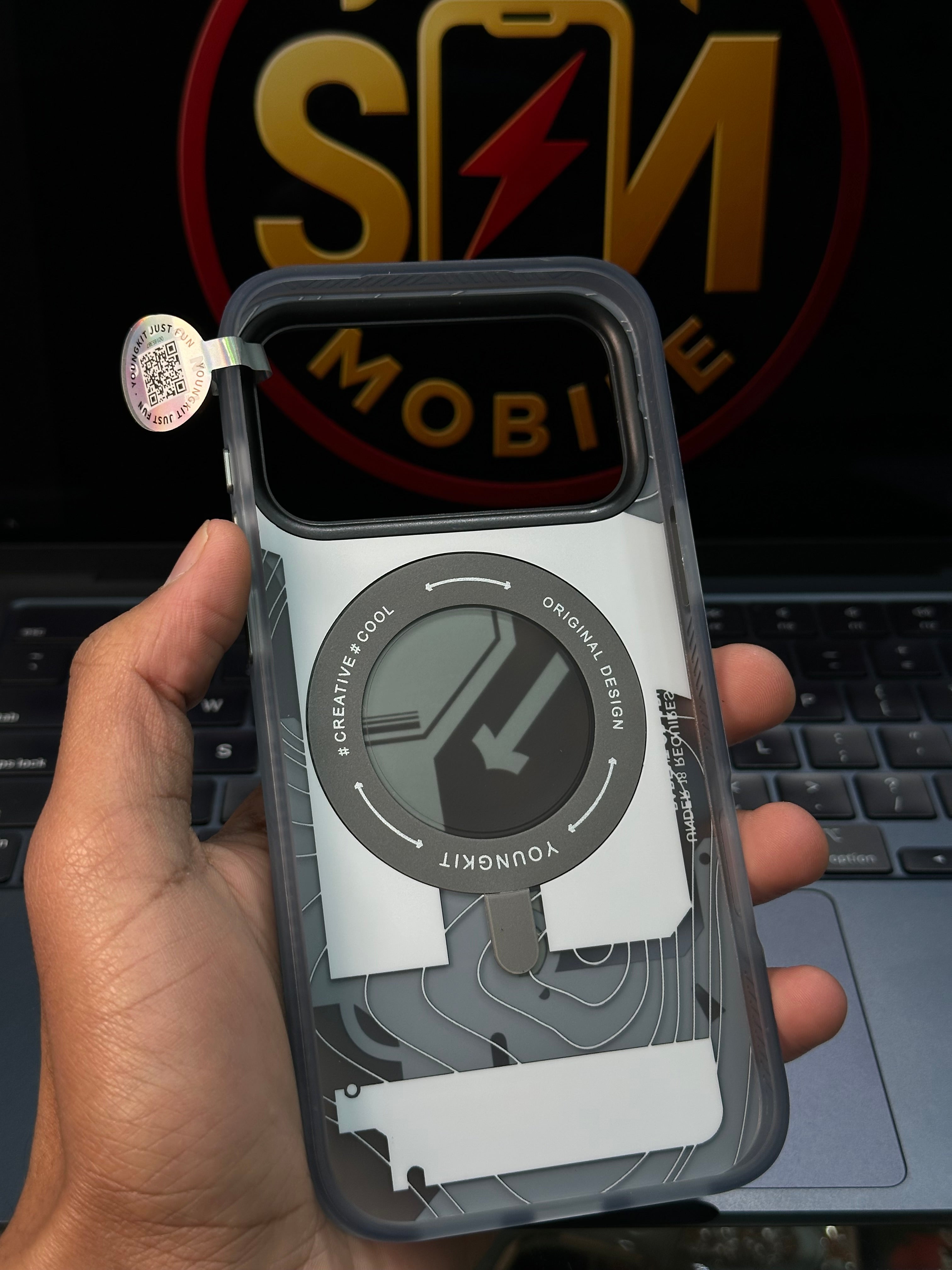 17 PRO MAX CASE YOUNGKIT With Magsafe