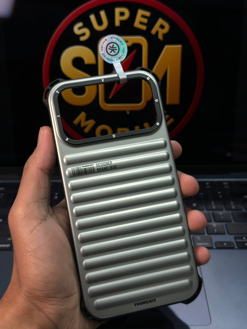 17 Pro Max youngkit Case with Magsafe