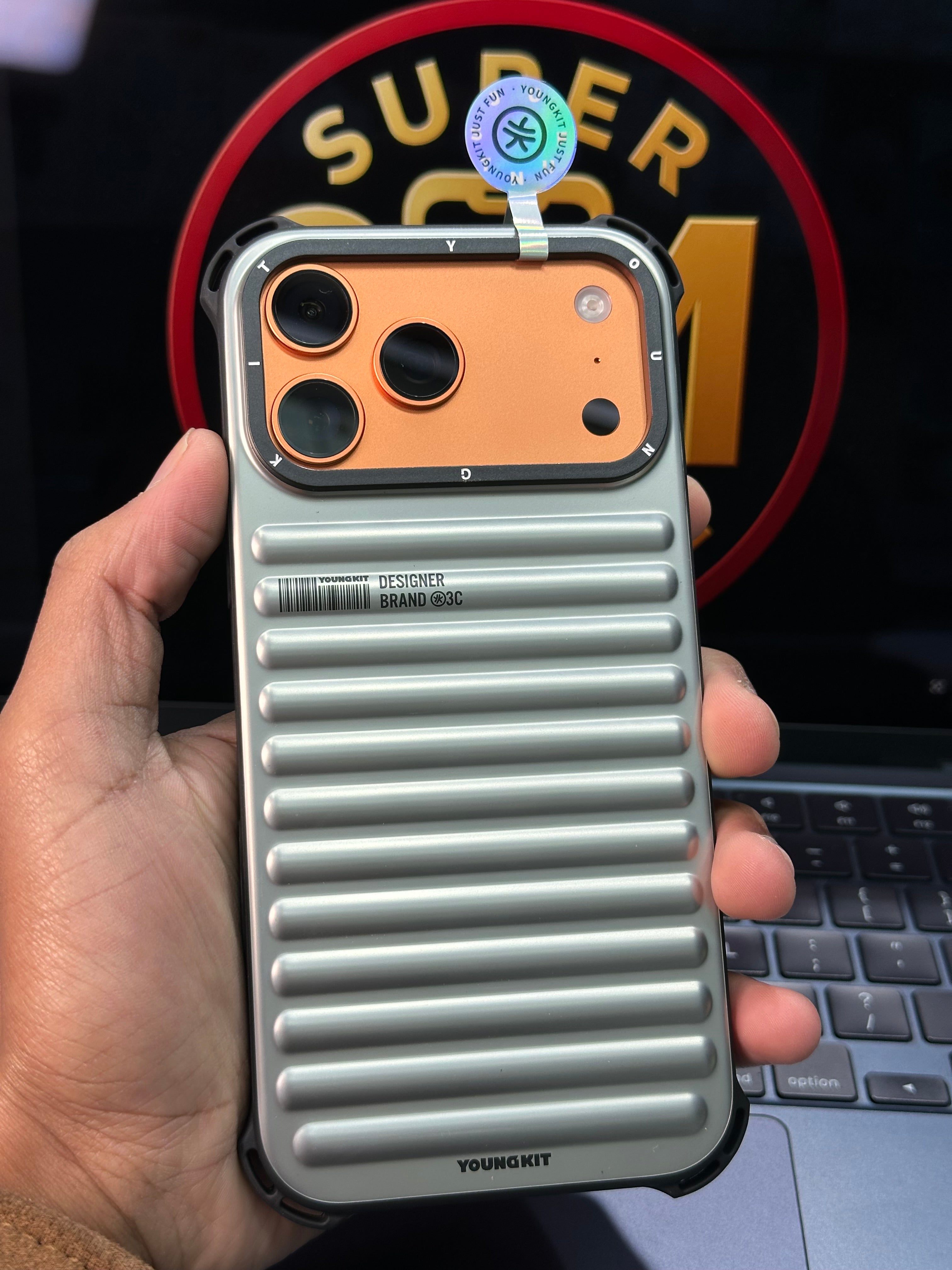 17 Pro Max youngkit Case with Magsafe