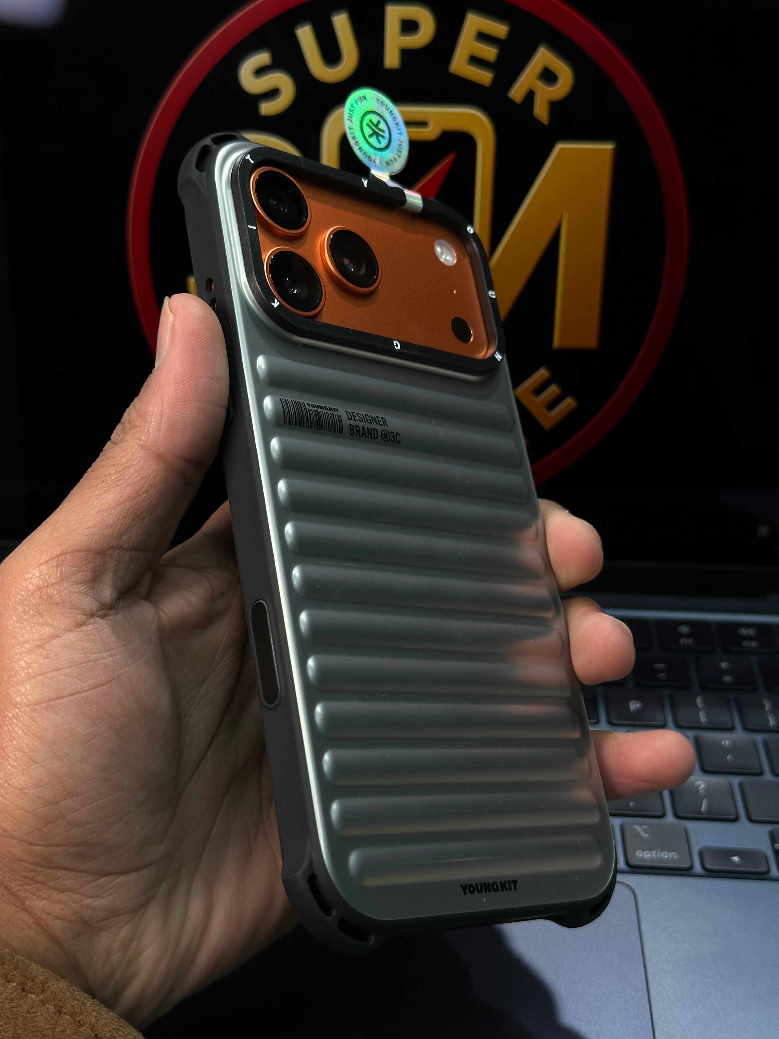 17 Pro Max youngkit Case with Magsafe