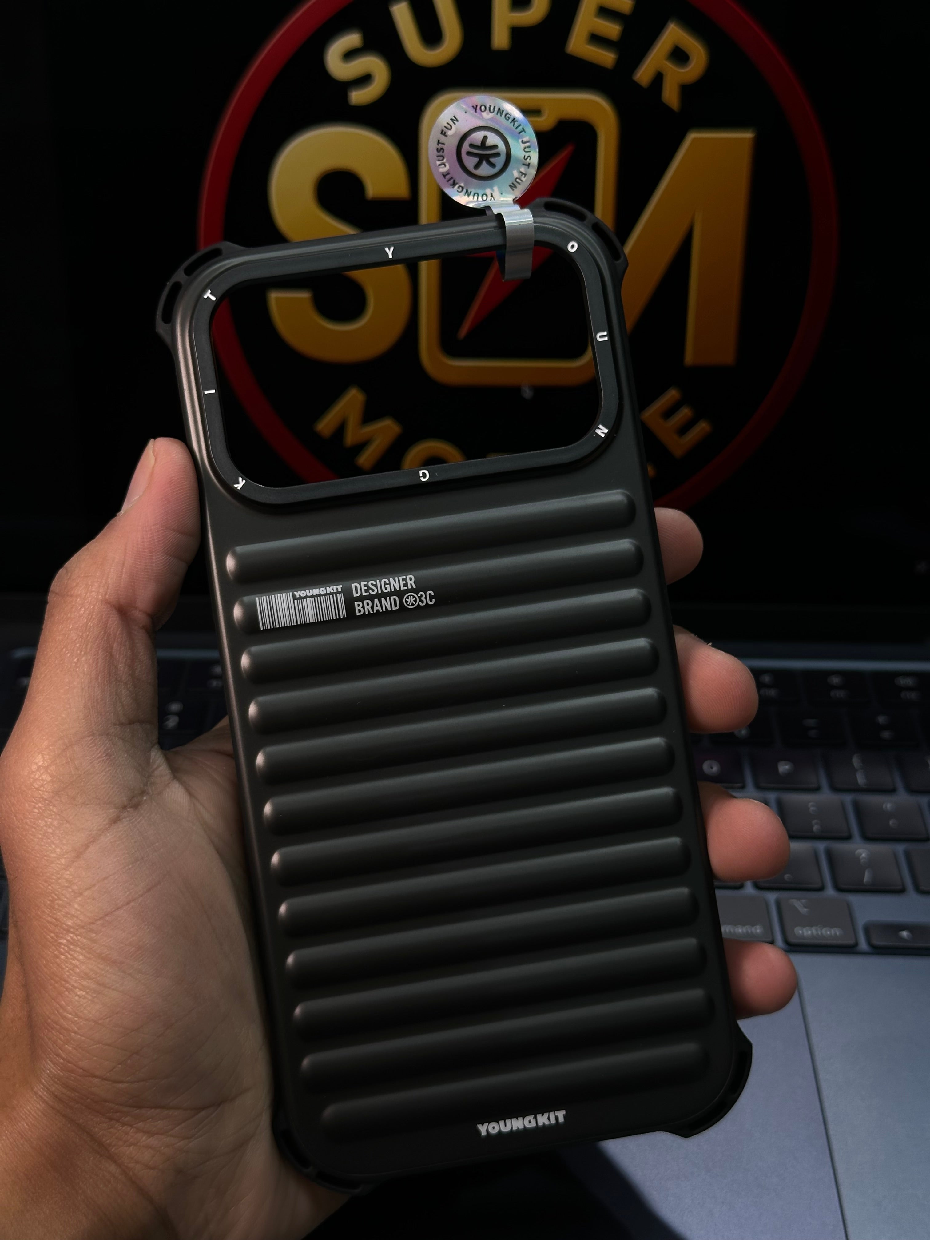 17 Pro Max Case YoungKit With Magsafe