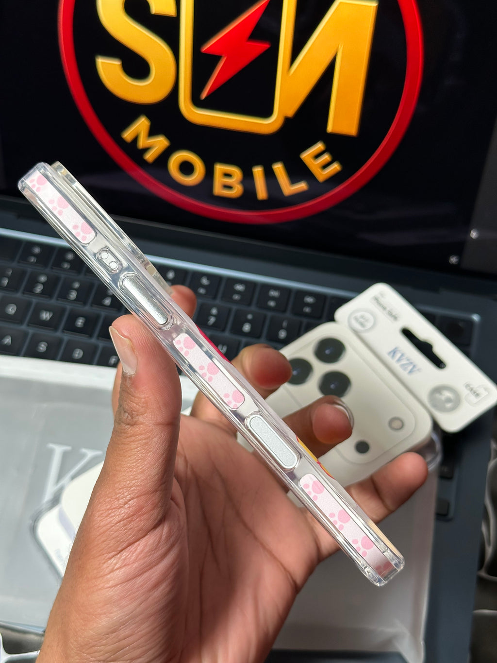 17 Pro Max Case KVZV