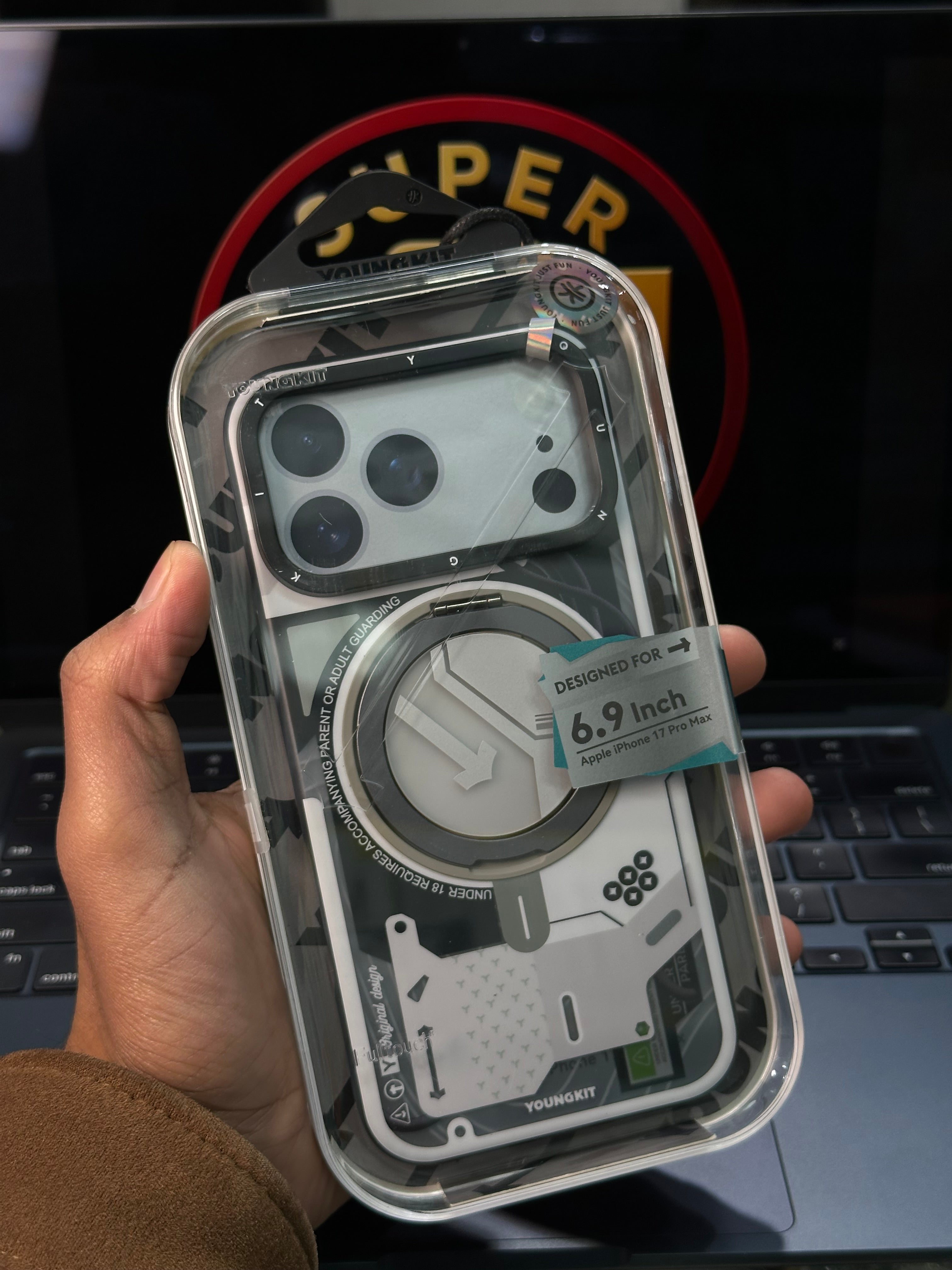 17 Pro Max Case Youngkit