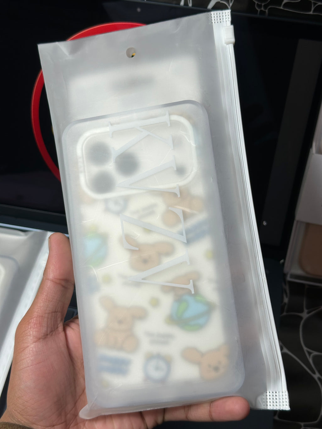 17 Pro Max Case KVZV