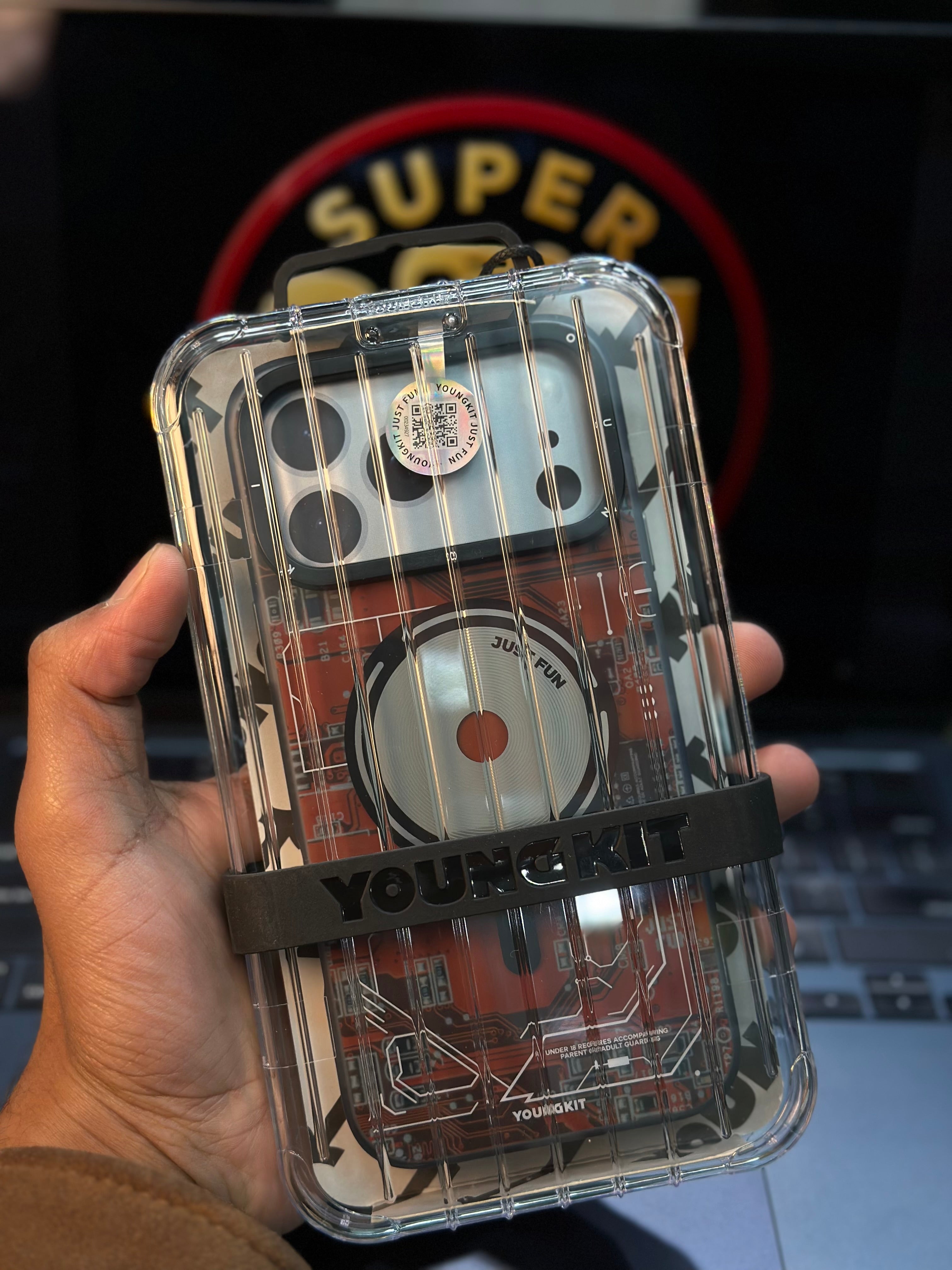 17 Pro Max YoungKit Case With Magesafe