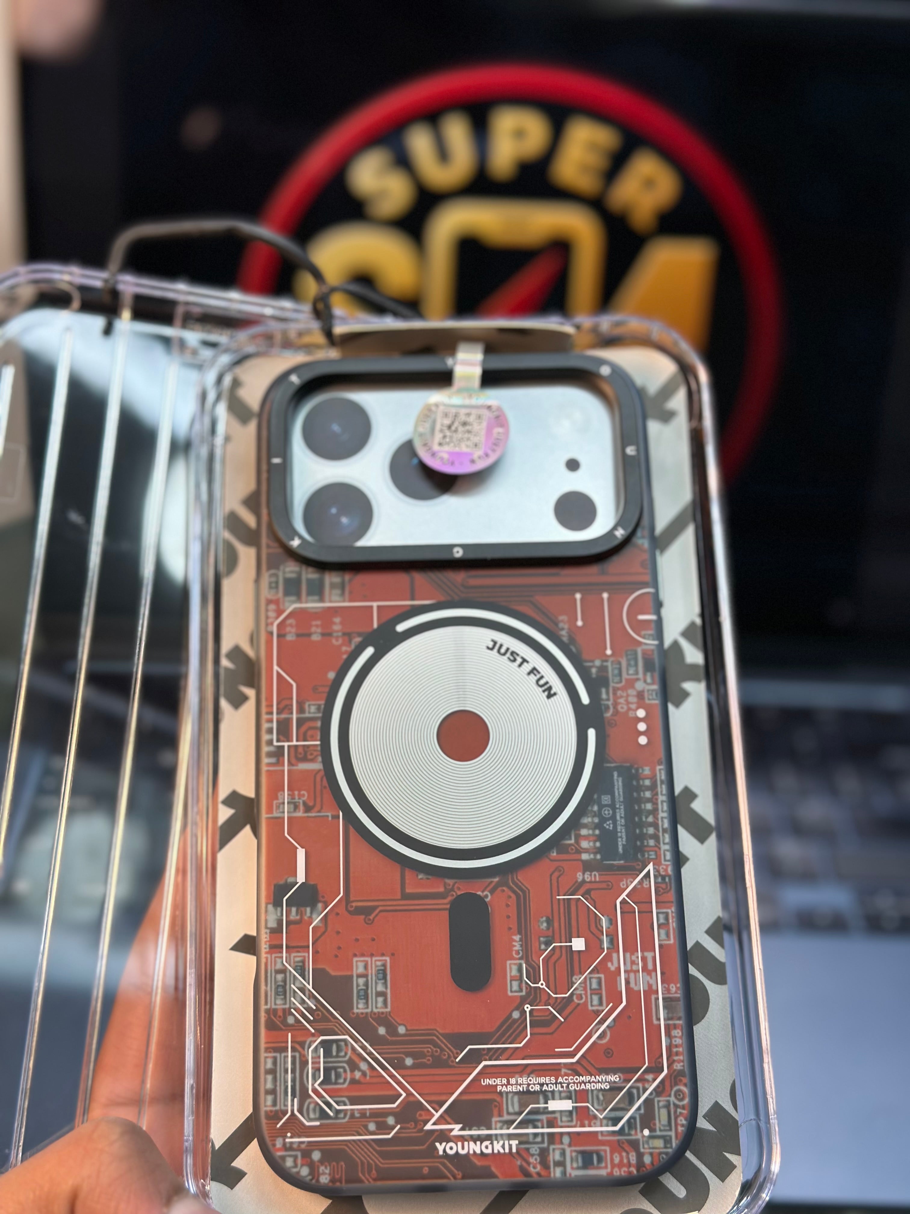 17 Pro Max YoungKit Case With Magesafe