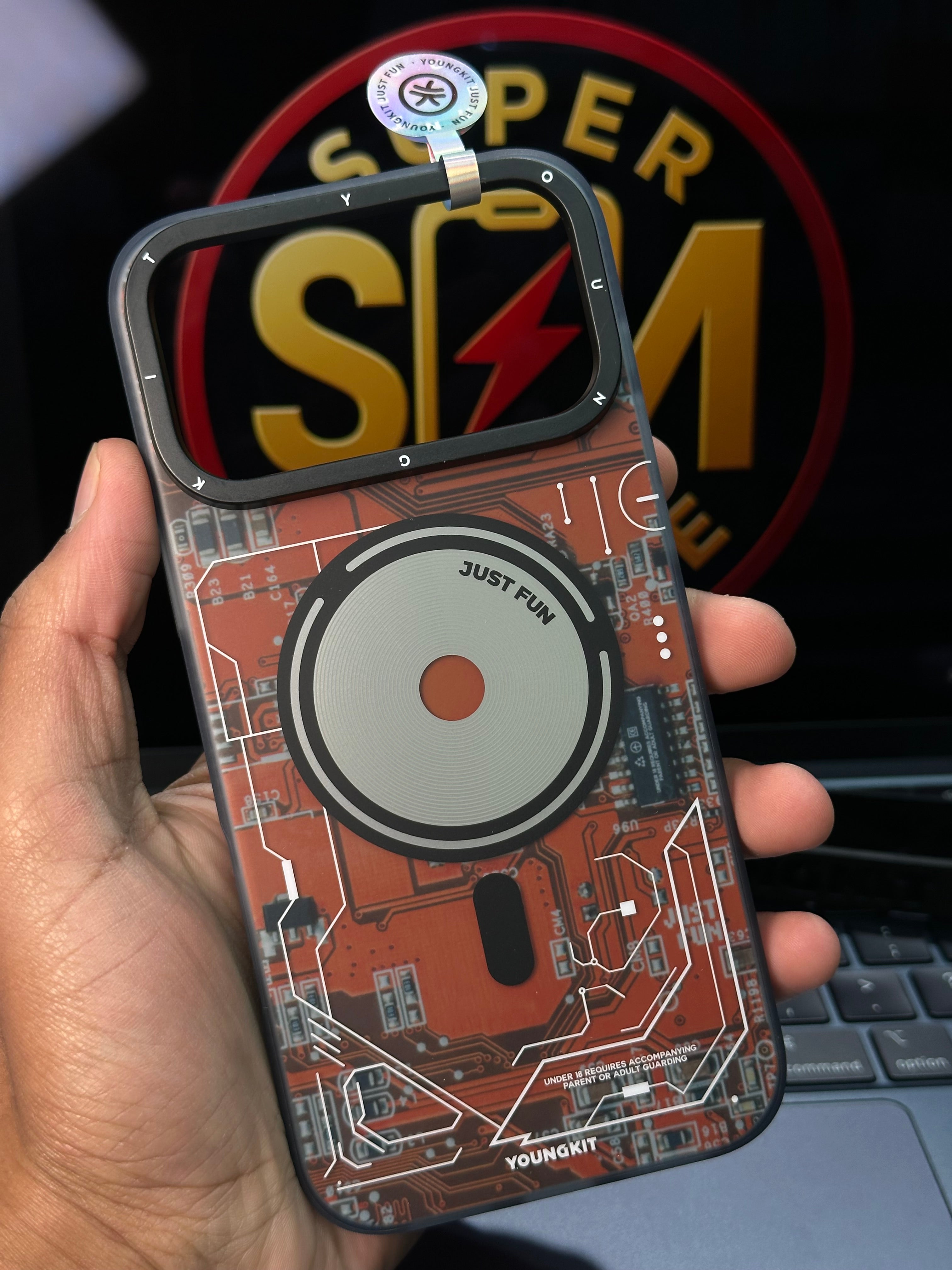 17 Pro Max YoungKit Case With Magesafe