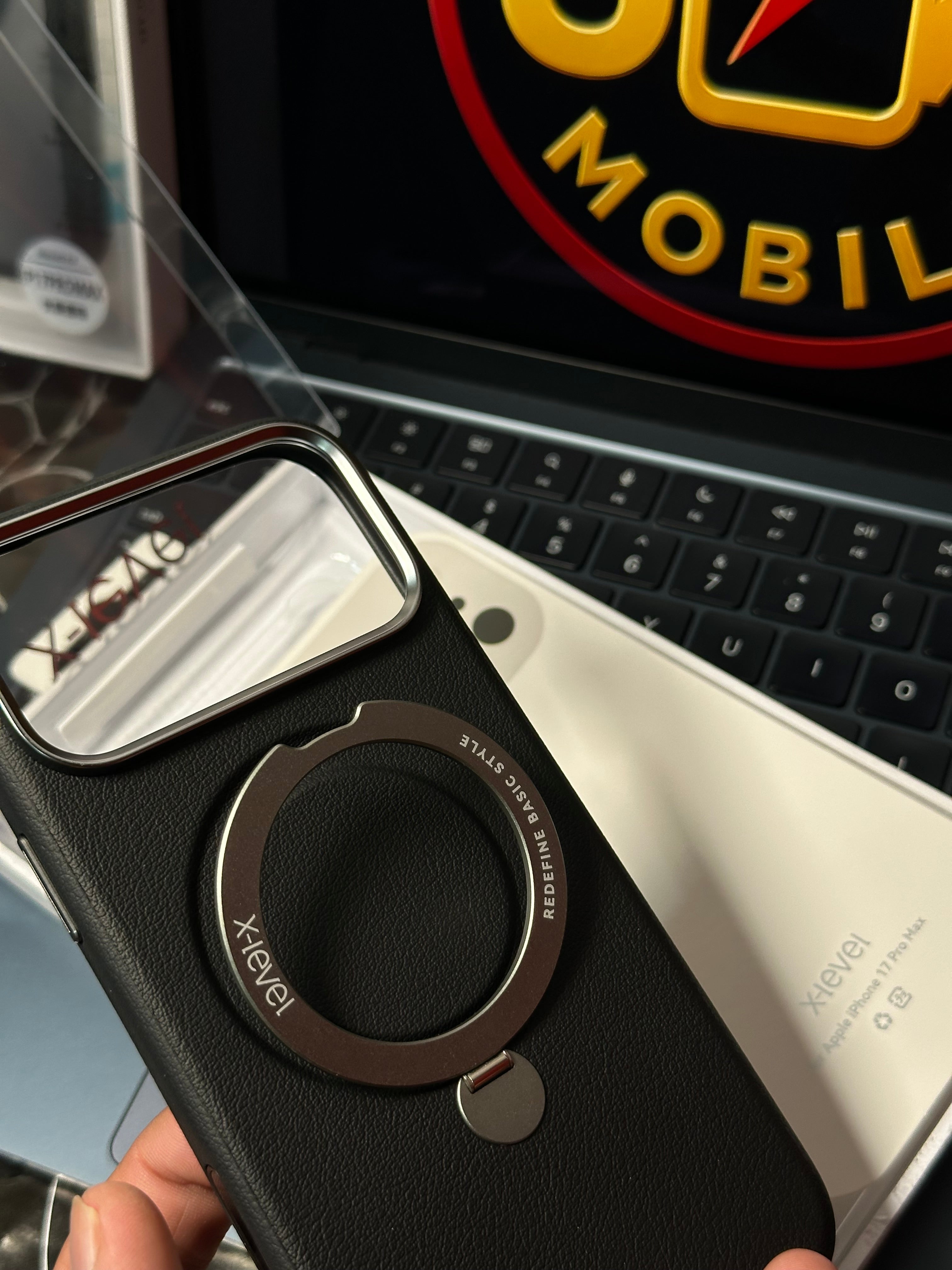 17ProMax Leather Case With Magsafe Stand  Black