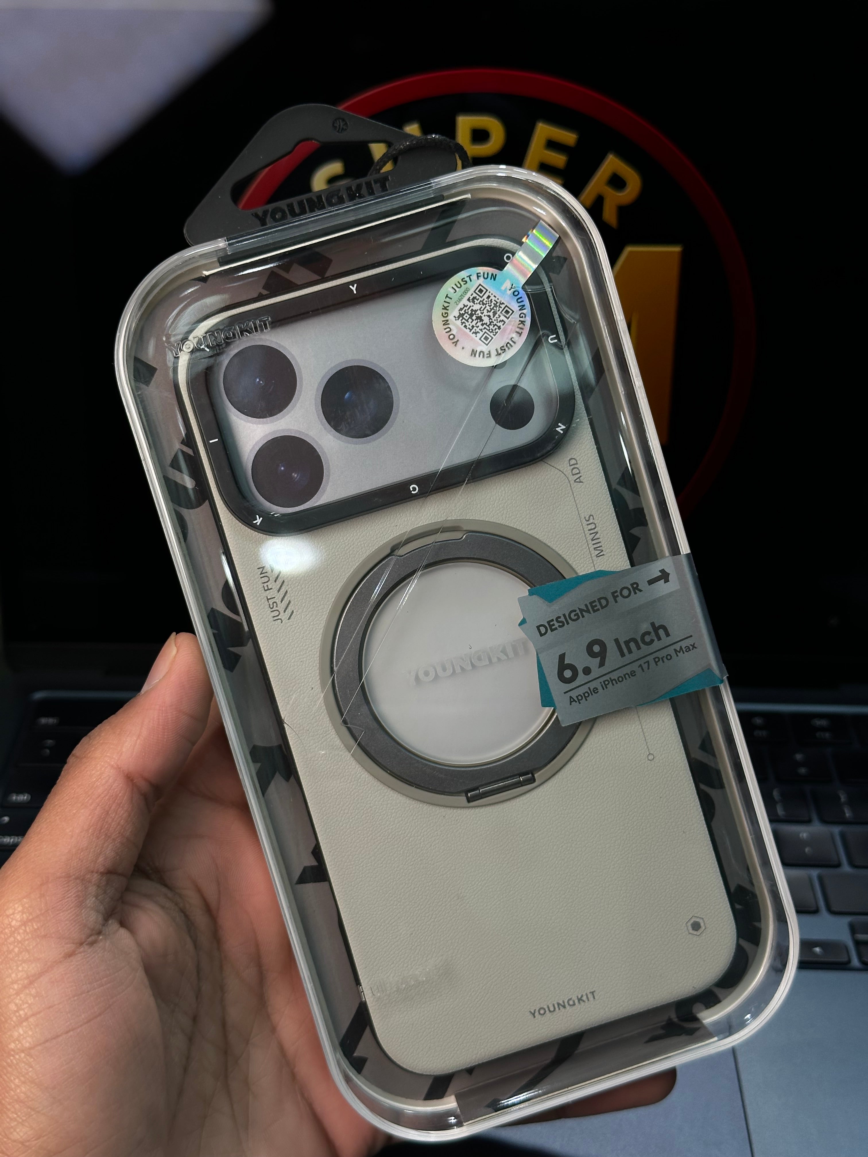 17 Pro Max Case youngkit with Magsafe