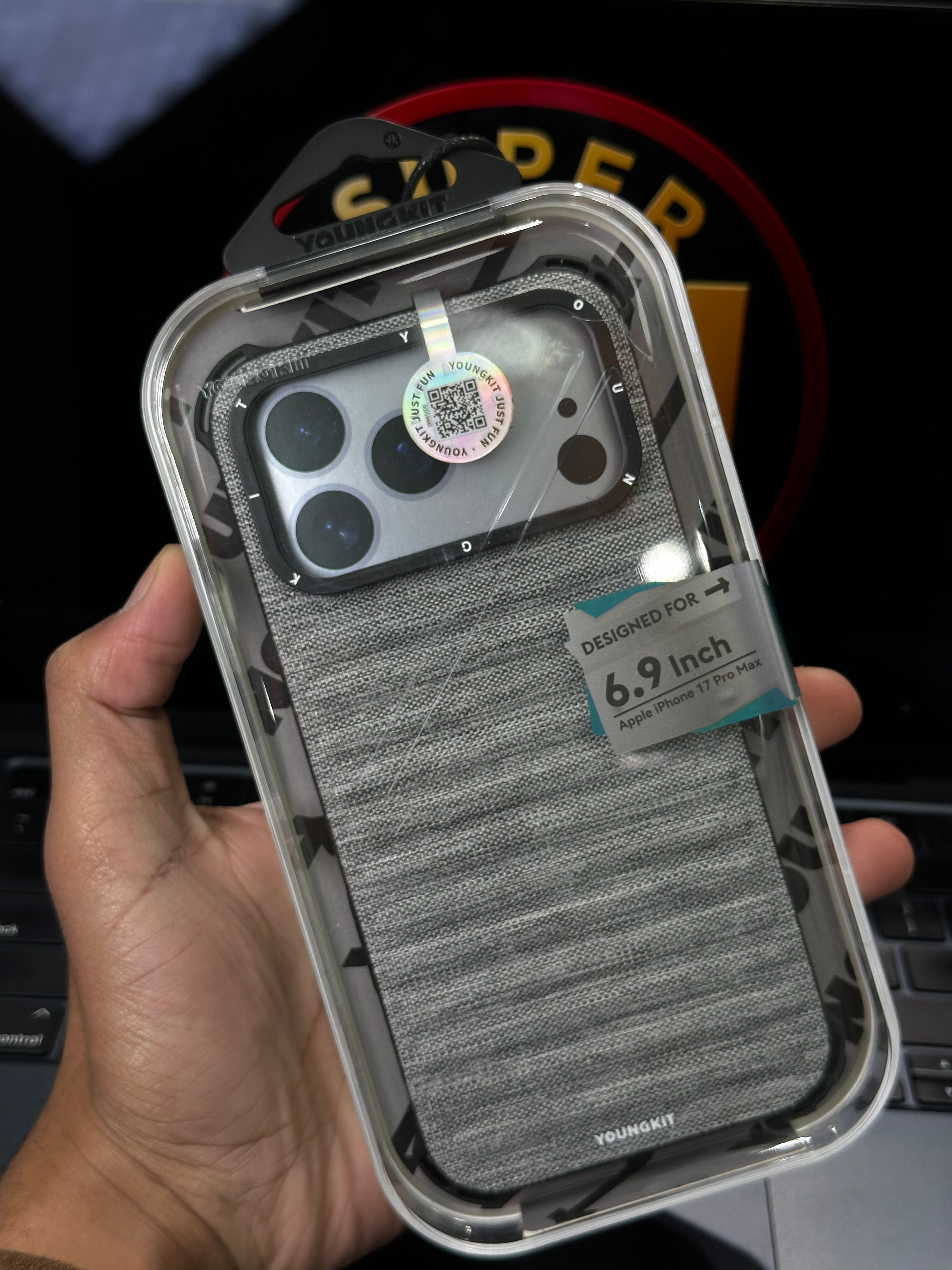 17 Pro Max case Youngkit With Magsafe