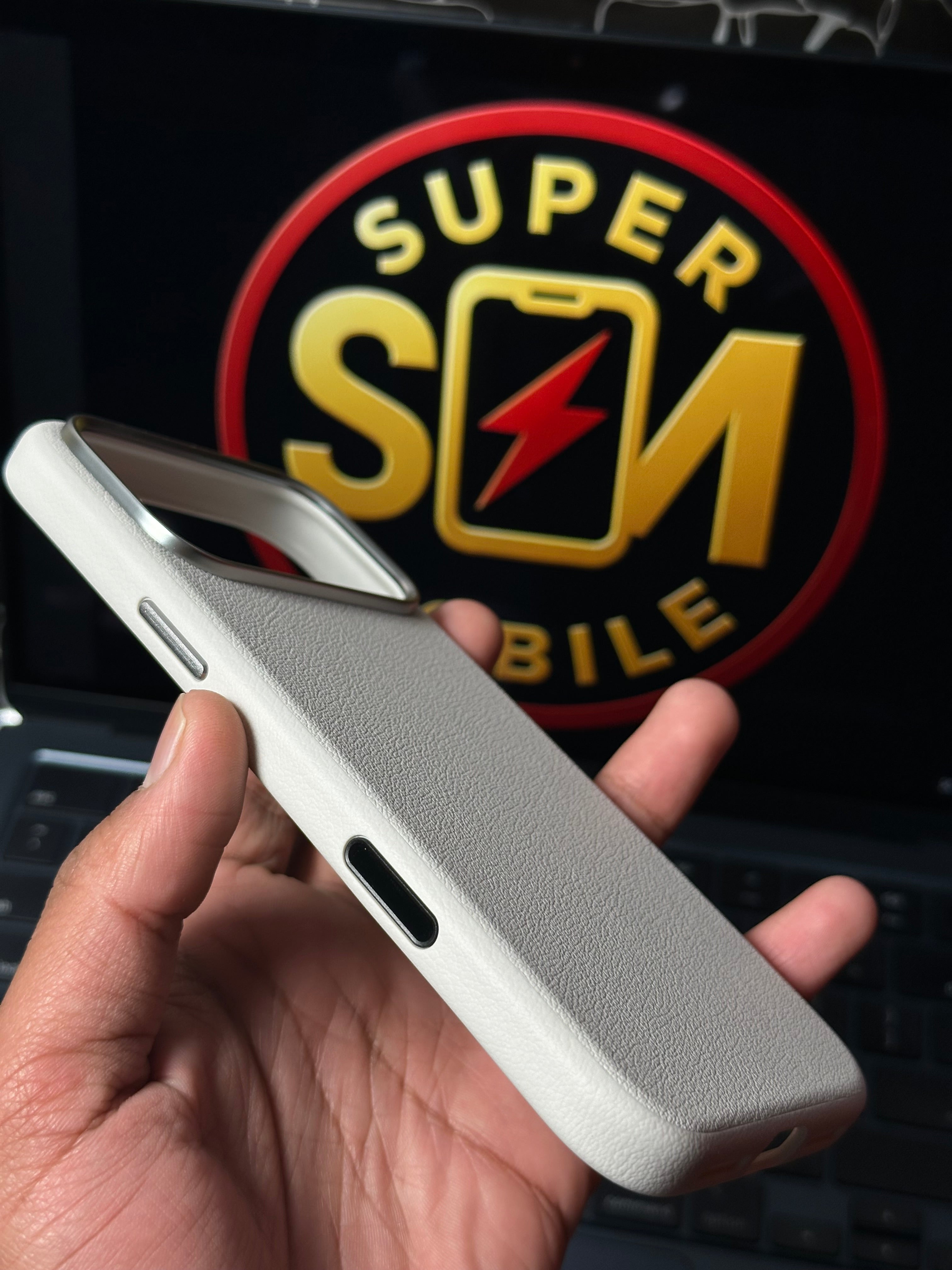 17ProMax Leather Case Xlevel