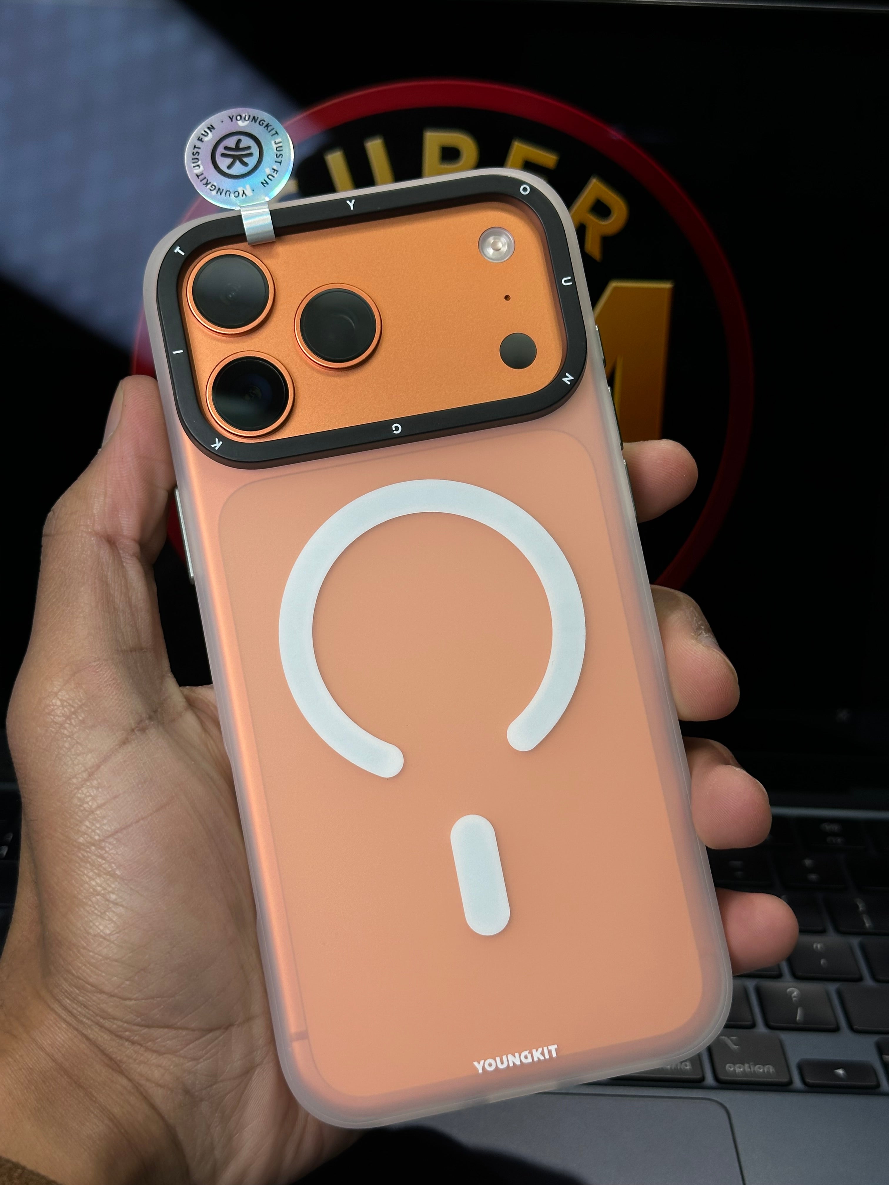 17 Pro Max Case Youngkit With Magesafe