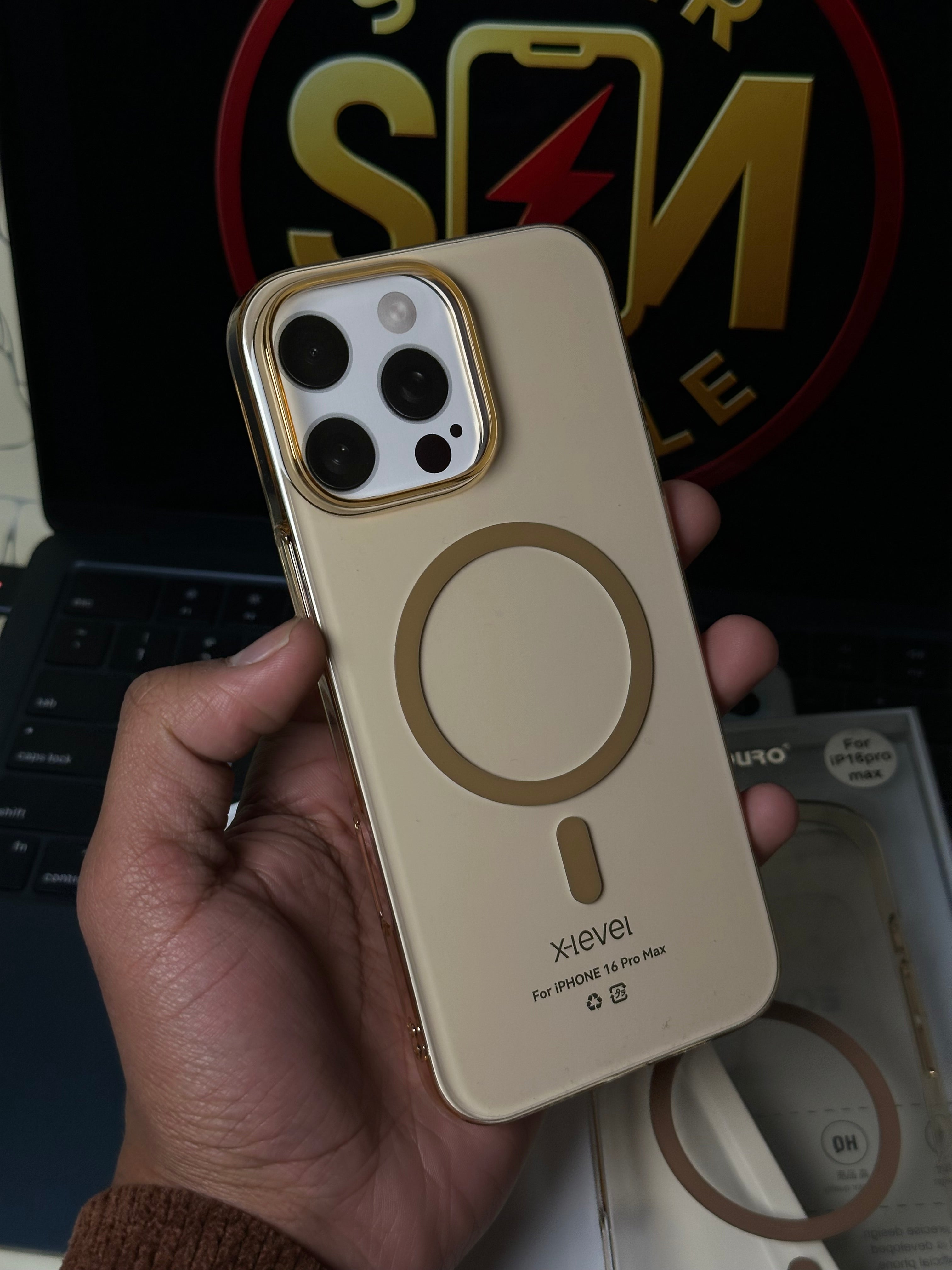 Iphone 16 Pro Max Magesafe Case