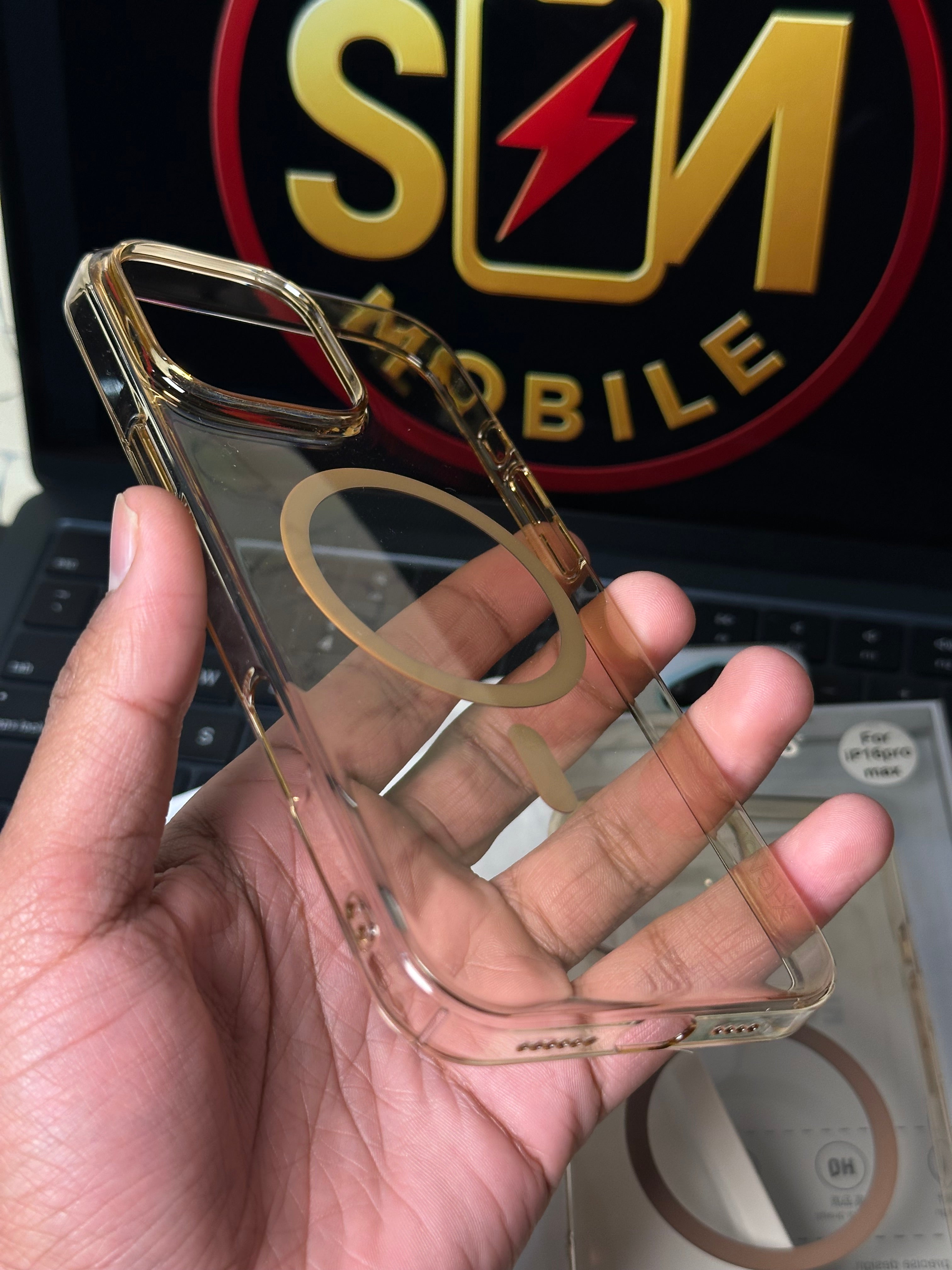 Iphone 16 Pro Max Magesafe Case